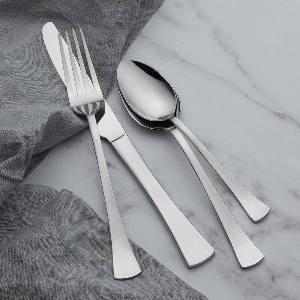 Stainless Steel Cutlery Set, 16piece Modern Flatware Silverware Set Black