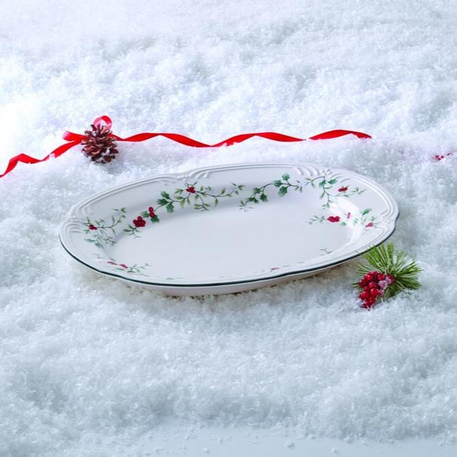 Winterberry® Oval Platter