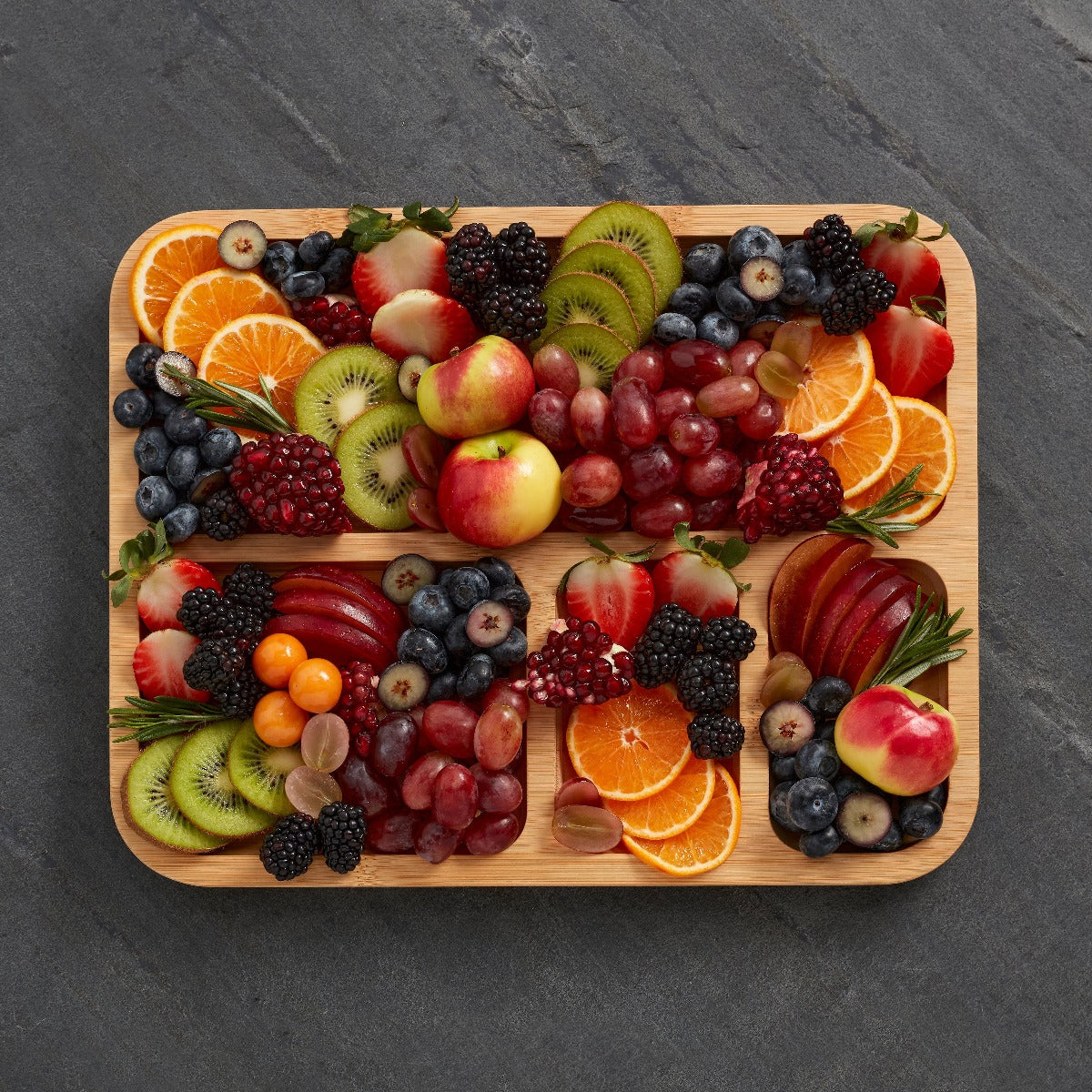 Farberware Build-A-Board ™ Cutting Board with Clear Locking Lid, 11x14