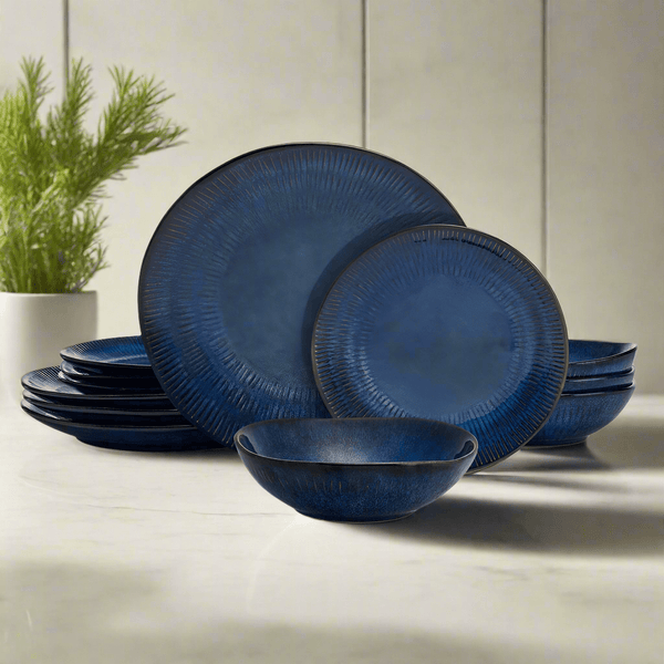 Blue churchil dinner set selling of 12 pc