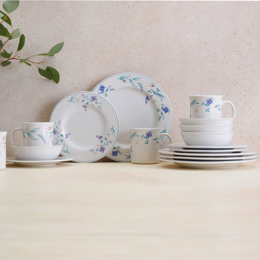 April Dinnerware Set