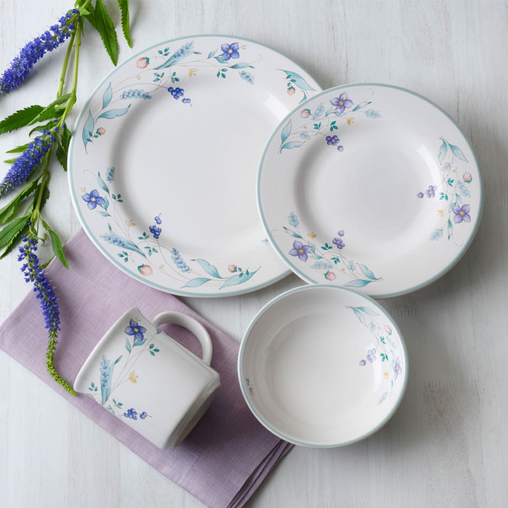 April Set of 4 Dinner Plates