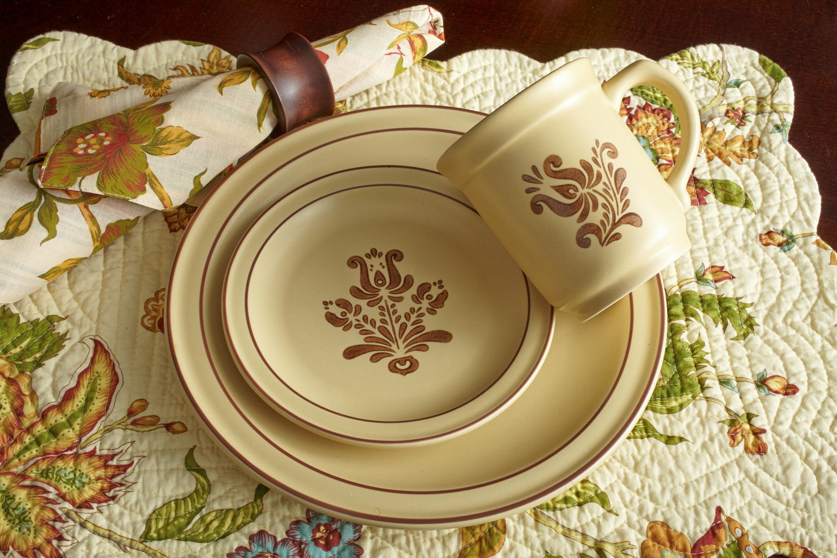 Village Dinnerware Set