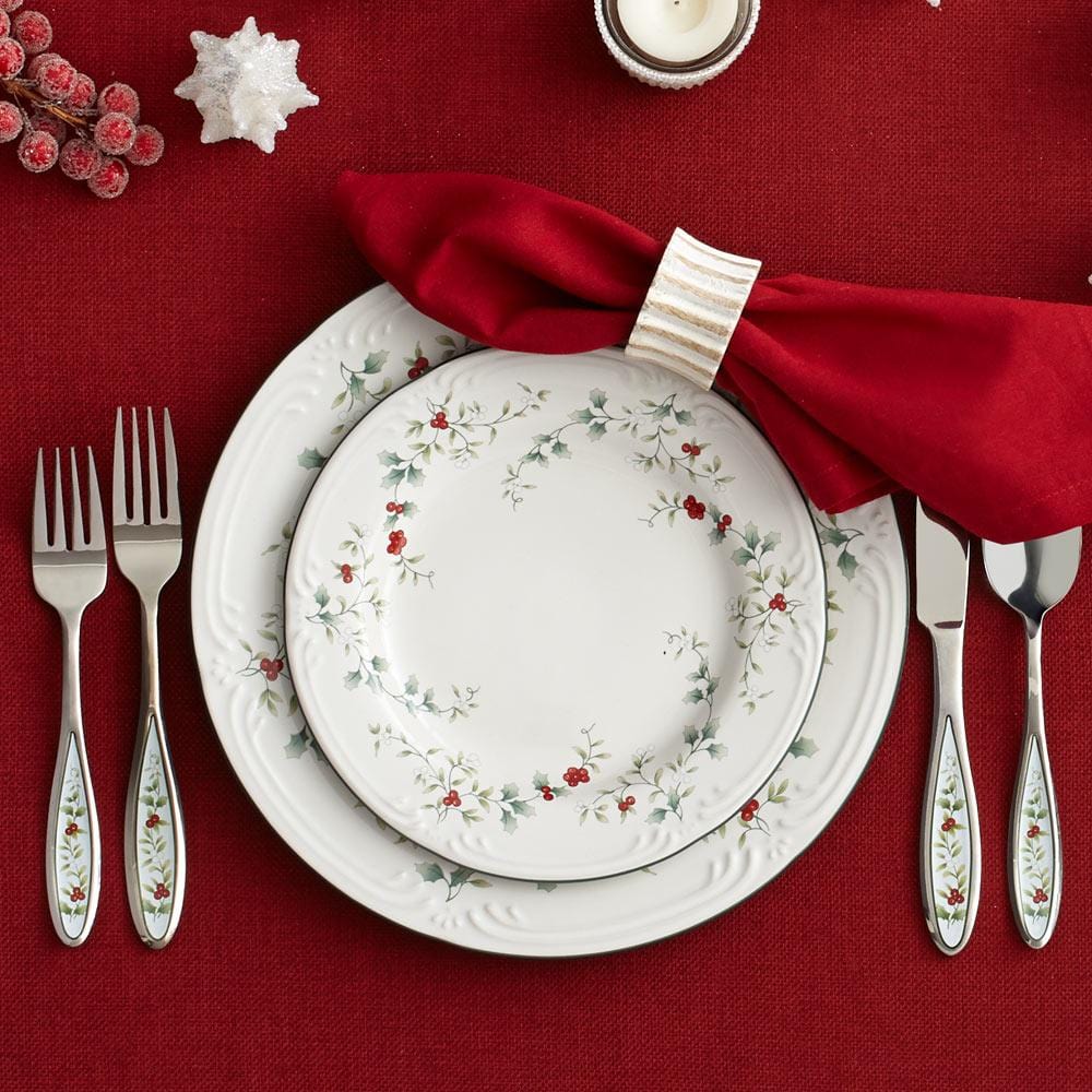 Winterberry® Set of 4 Dinner Plates