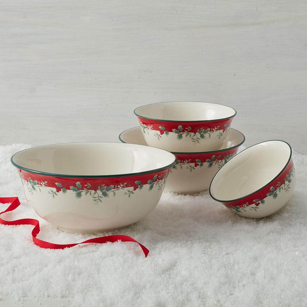 Winterberry® Set of 4 Serving Bowls