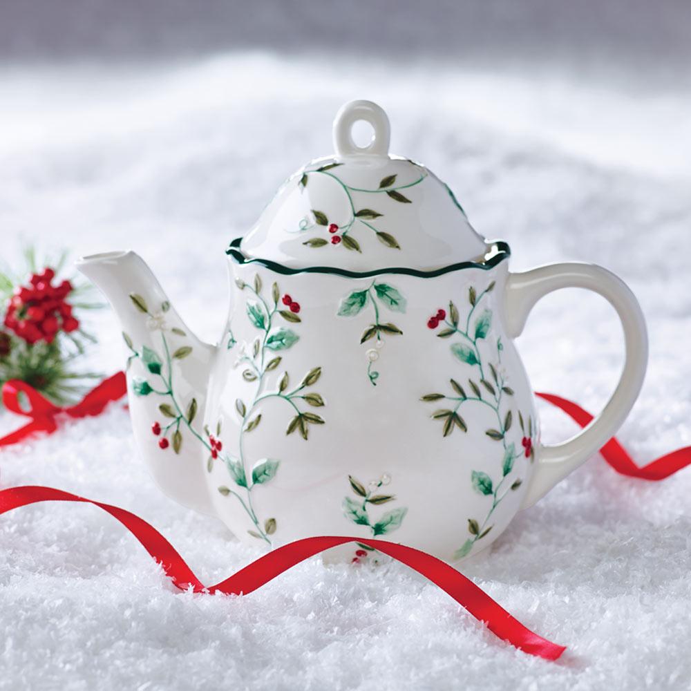 Winterberry® Teapot, Sculpted